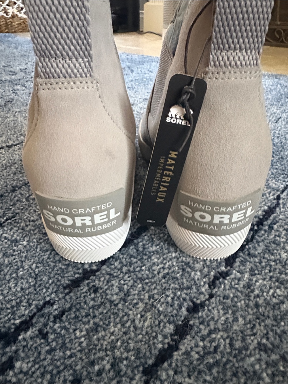 Sorel Women's Light Gray Chelsea Rain Boots - Picture 2 of 3
